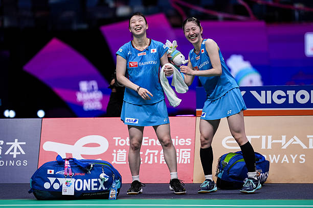 新手必看！羽毛球单打界限规则图解指南