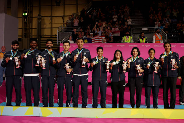 快乐羽毛球:小学羽毛球基础入门课件