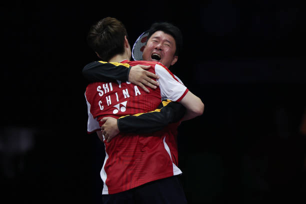 轻量级对决:5U和10U羽毛球拍的实战表现对比