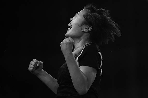 羽毛球正手挑球慢动作教程:手腕发力的关键帧解析