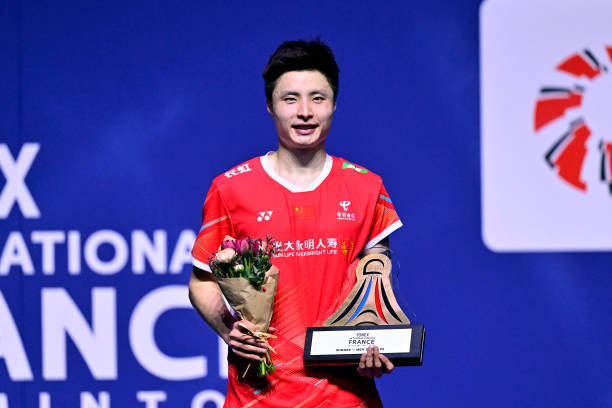 如何挑选Crossway羽毛球拍?价格、材质与适用人群分析