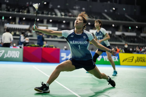 50岁后运动选择要科学:羽毛球可能不适合所有人