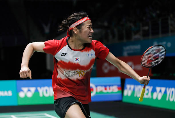 羽毛球场面积计算:小型场地的长宽与净高要求