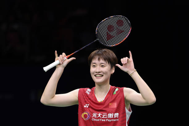 羽毛球网架多少钱?不同材质与规格价格对比