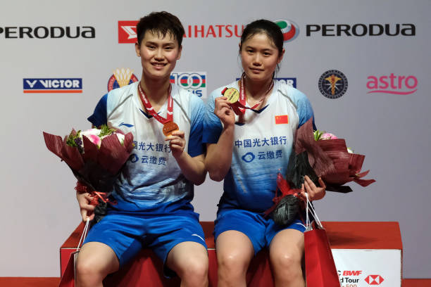 少儿羽毛球私教VS团体班:费用差异与效果对比