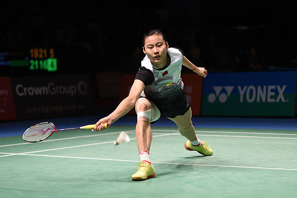 新手必看!羽毛球的几种基础打法及如何选择适合自己的风格