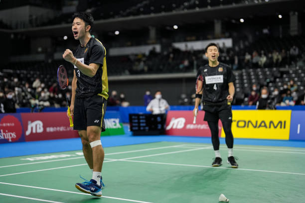 高端VS平价？十大羽毛球拍品牌价格与适用人群解析