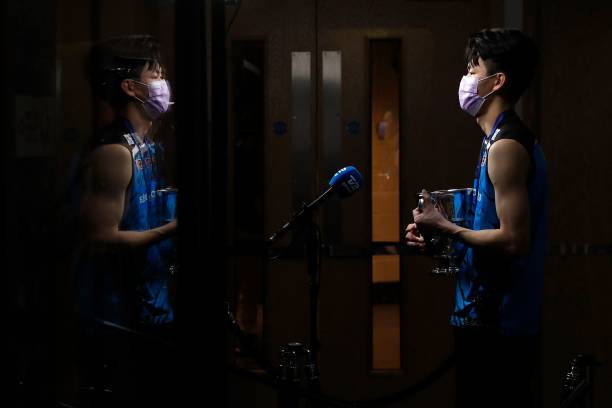 羽毛球录播：精彩对决全记录，重温赛场经典瞬间