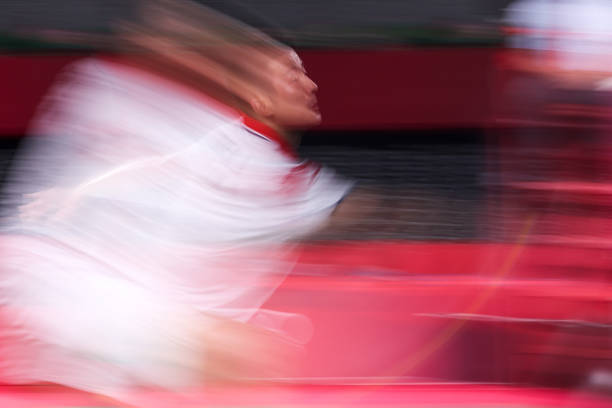 志田千阳的球拍磅数与她的进攻风格有何关联？