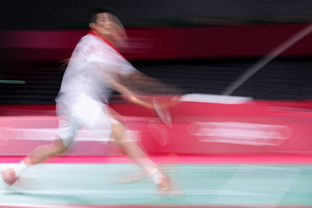 小学羽毛球基础课15篇视频教学:手把手教你打羽毛球