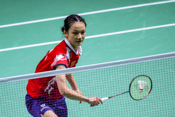 羽毛球双打配合技巧图解:站位与轮转策略