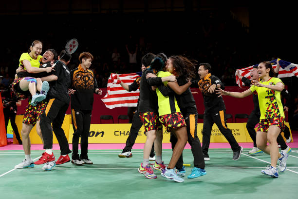 DIY羽毛球场划线教程：线宽、工具与测量方法