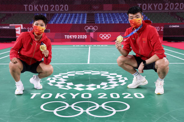 预算有限？匹克和361羽毛球拍哪款更适合你？