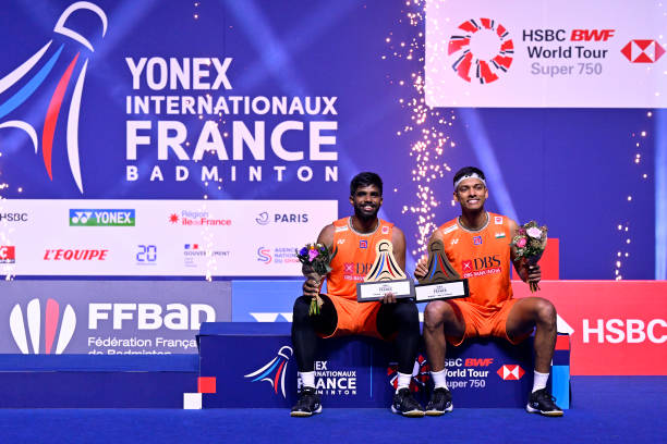 羽毛球单打VS双打：底线战术的5大关键区别