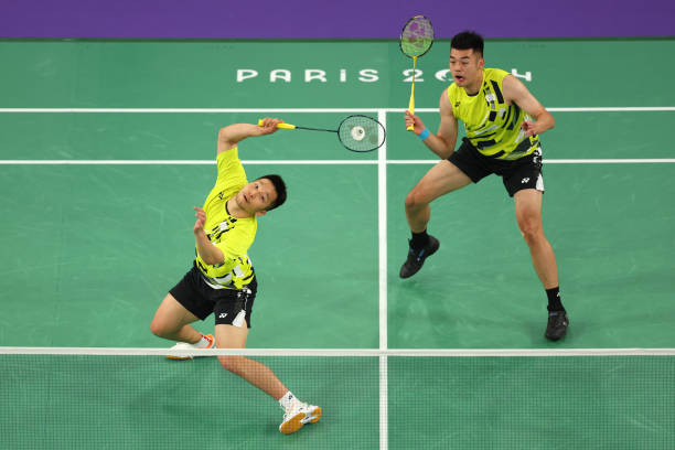 零基础教程:如何轻松画出羽毛球简笔画(附视频