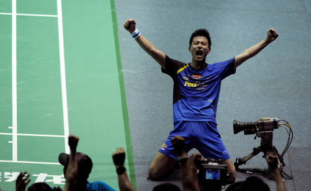 单打VS双打？不同场景下的羽毛球拍选购技巧