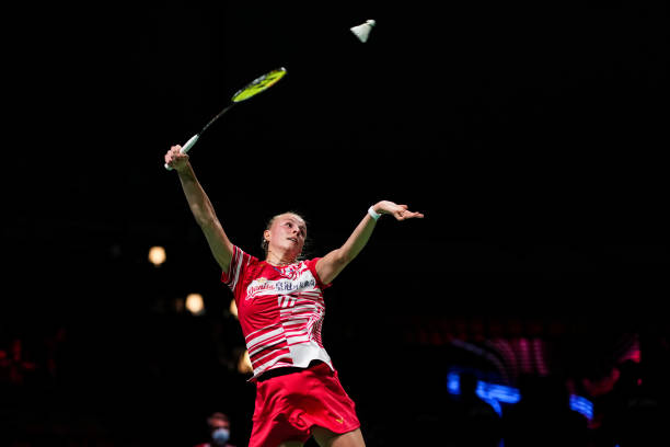 羽毛球单打计分规则:21分制如何决胜负?