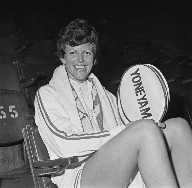 中考羽毛球考试:正手高远球与反手挑球评分细则