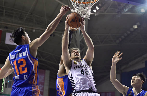 步行者队夏季联赛表现:哪些球员有望进入常规赛阵容?