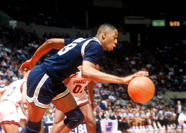 欧文生日蛋糕蜡烛插法：6支蜡烛的创意插法分享