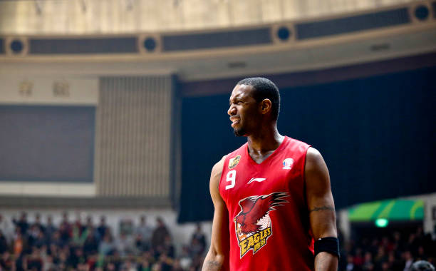 NBA总冠军戒指价值排行:哪些戒指价值超过百万?