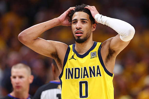 太阳vs哈登新东家,首战激烈对决引爆话题