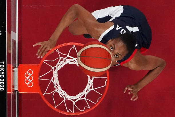 33号球衣背后的拼搏精神与民族荣耀