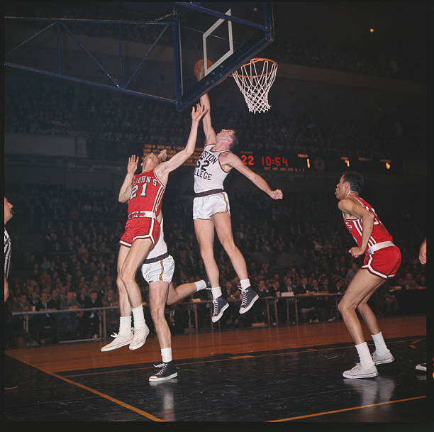 CBA全明星周末赛程：明星球员表演时间表