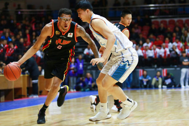 裁判视角:识别与判罚3秒违例的关键要点