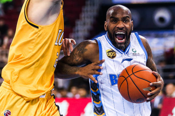 热血与坚持:九球直播免费体育直播nba赛事在线观看传递的体育精神与人生哲理