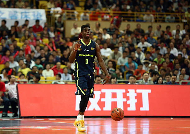 (提供一个完整的模拟测试,并附上详解,用于综合检验学习成果)