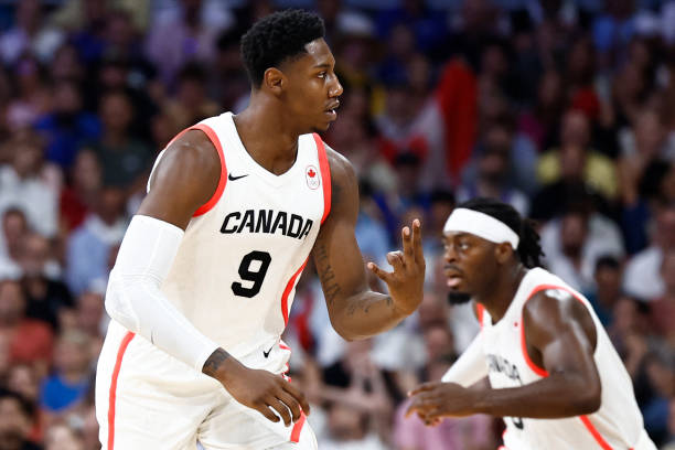 今日男篮联赛直播:激烈对决,谁能称霸?