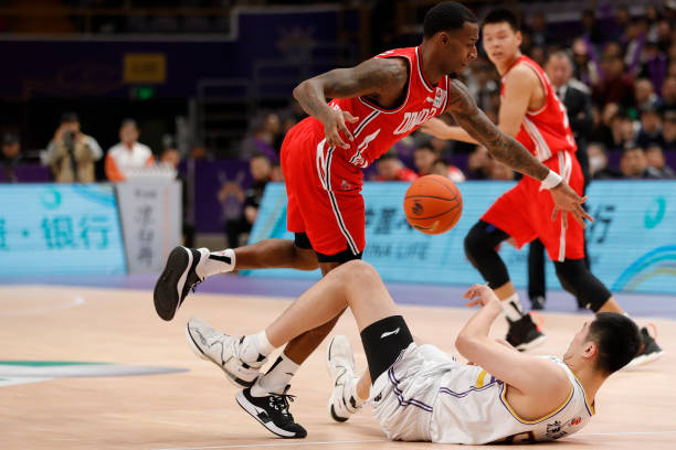 不再为时差烦恼!全球篮球赛事回放软件使用指南