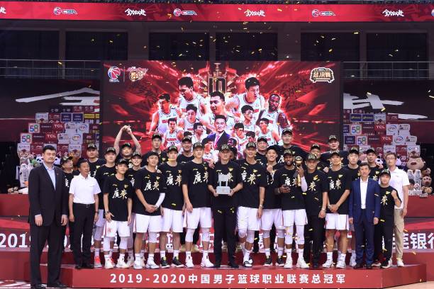 从湖人到勇士:NBA历史上所有总冠军球队一览