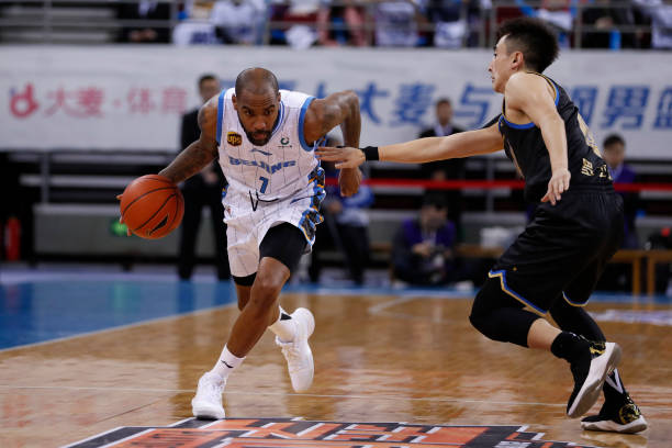 虎扑NBA球队球员名单:伤病情况与轮换分析