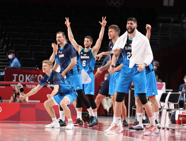 篮板球是什么?篮球比赛中的关键数据解析