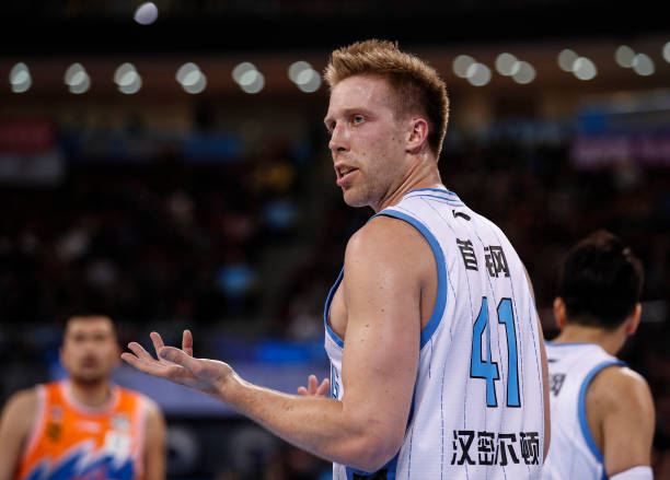 李宁篮球鞋全系列图鉴:收藏家与实战玩家的必备清单