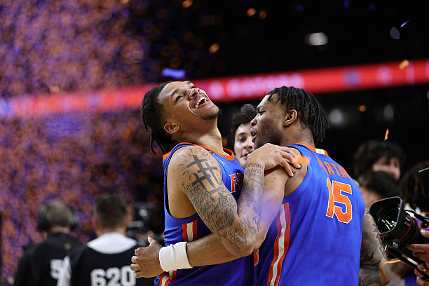 CBA直播免费观看:最新赛事回放视频合集