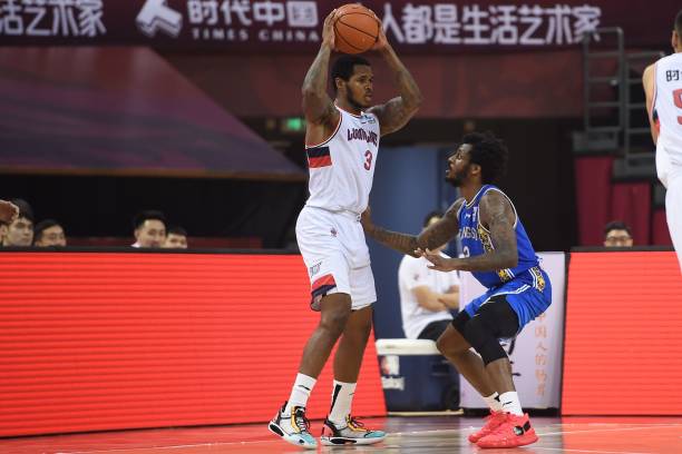 专业篮球场绘制教程:尺寸、标记与美观并重