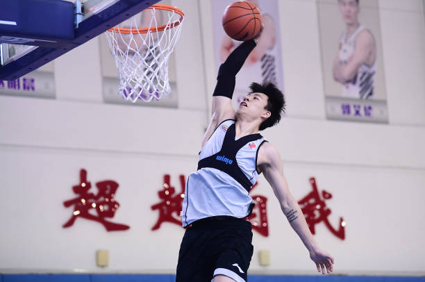 企鹅直播间带你回顾经典战役：2016年骑士逆转勇士夺冠！