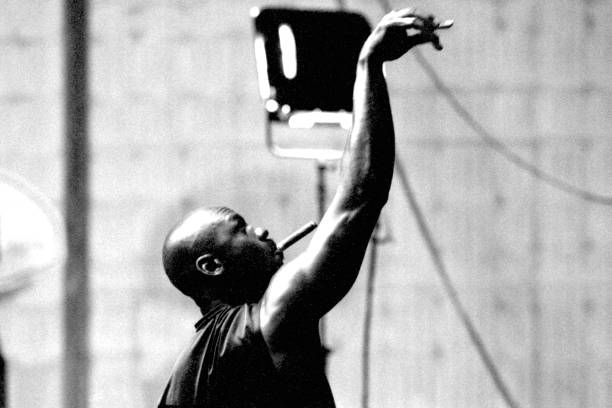 NBA中国赛再度回归，勇士与国王将在上海深圳对决