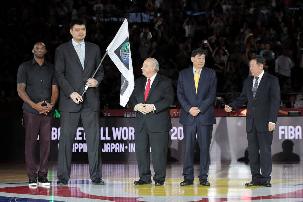 投篮姿势细节解析：手型、脚步与身体协调