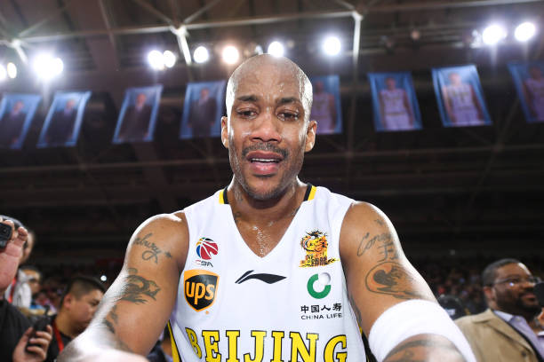 最新NBA比赛结果:76人击败篮网,恩比德统治内线