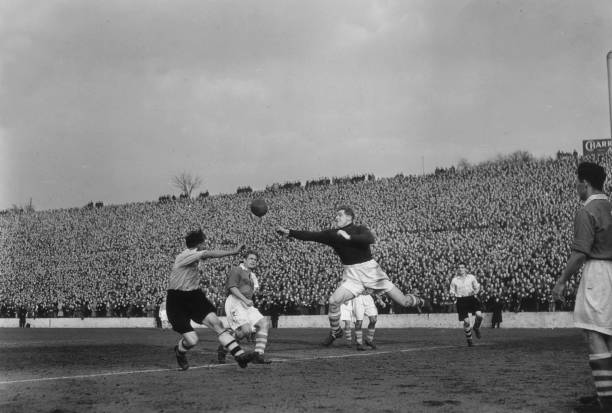 2024欧冠决赛赛程公布:哪支豪门能捧起大耳朵杯?