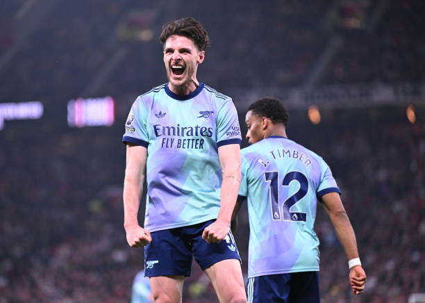 不在马路上玩耍——看图写话安全教育