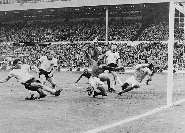 欧冠决赛进球分析:战术与个人能力的完美结合