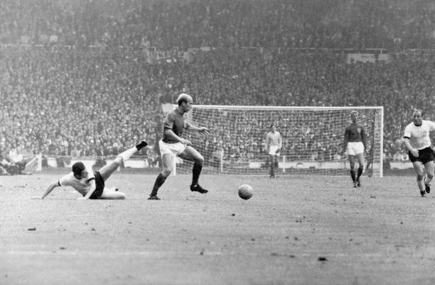 欧冠奖金分配的历史演变:球员收入的变化趋势