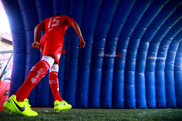 欧冠历史之巅:哪支球队夺冠次数最多?