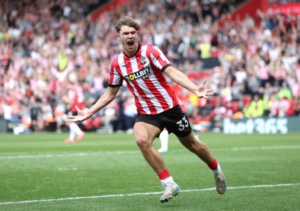 独家专访:新浪对话德甲金靴凯恩,揭秘进球秘诀