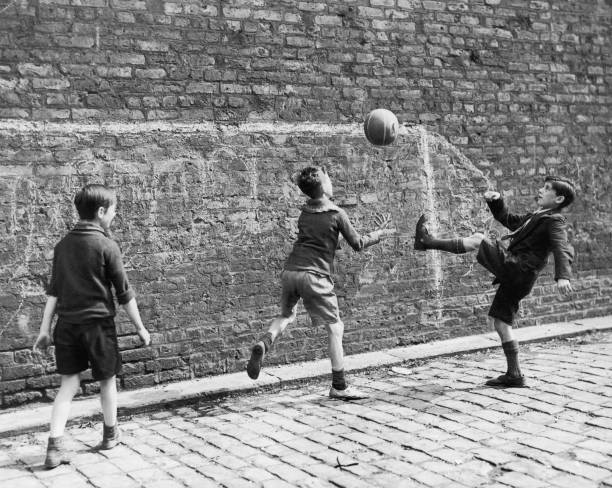 实战应用:如何在比赛中运用脚背外侧射门得分